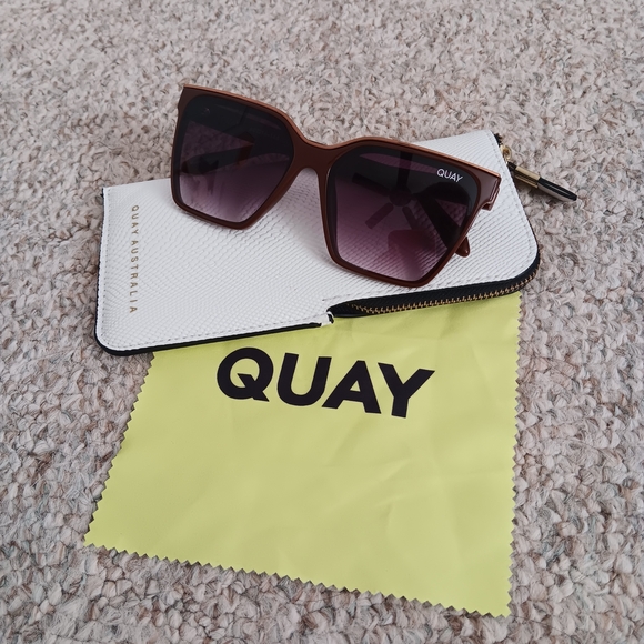 Quay "Level Up" Brown Square Sunglasses - Picture 6 of 15